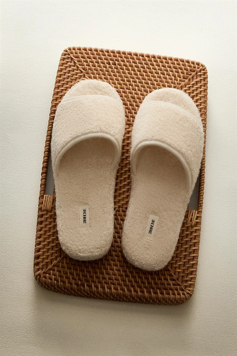 FLATFORM TOWEL SLIPPERS
