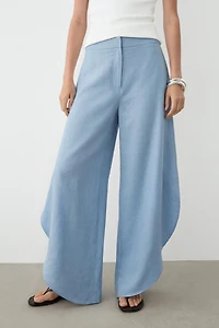 Voluminous flowing linen blend pants