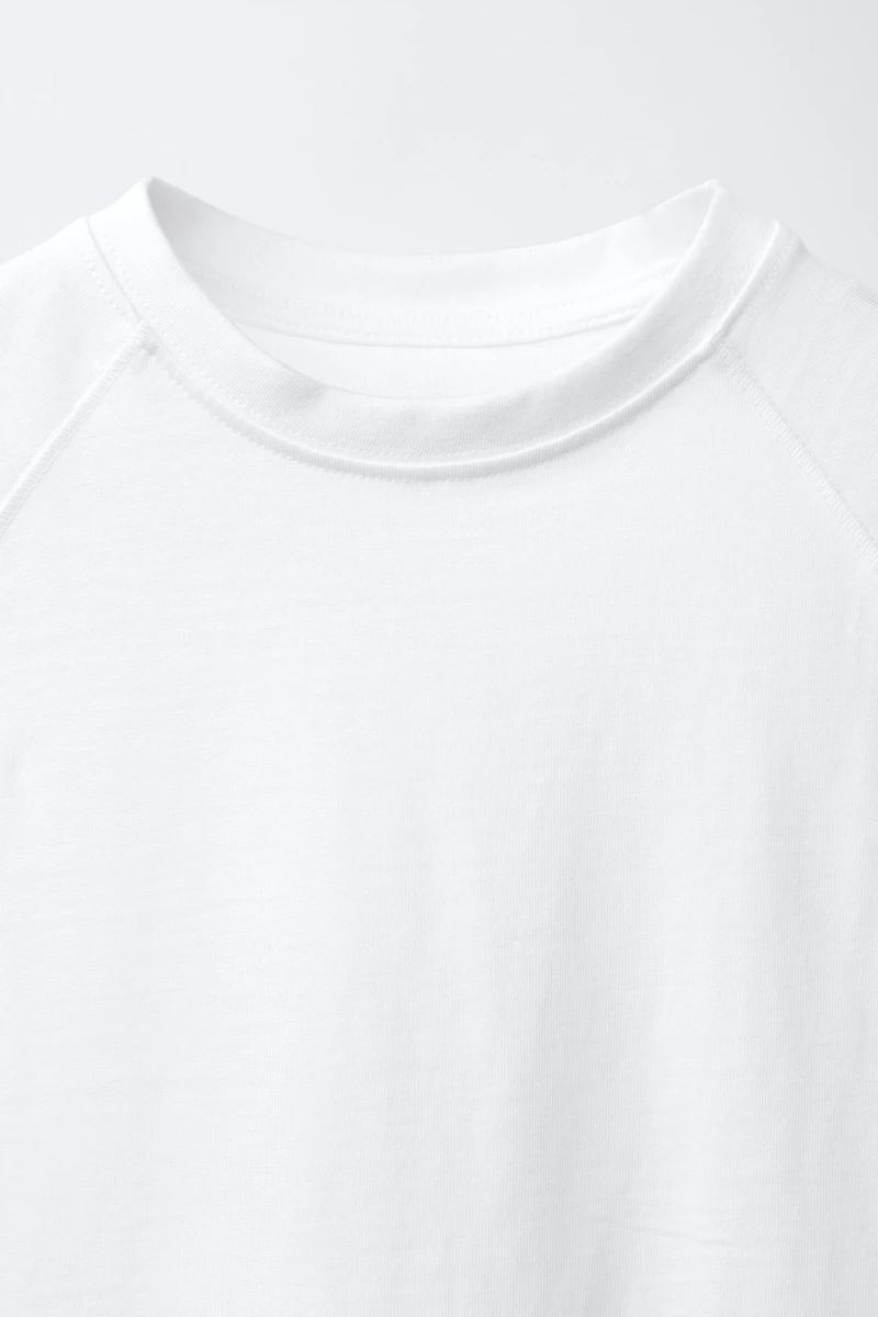 SLEEVELESS PLAIN T-SHIRT