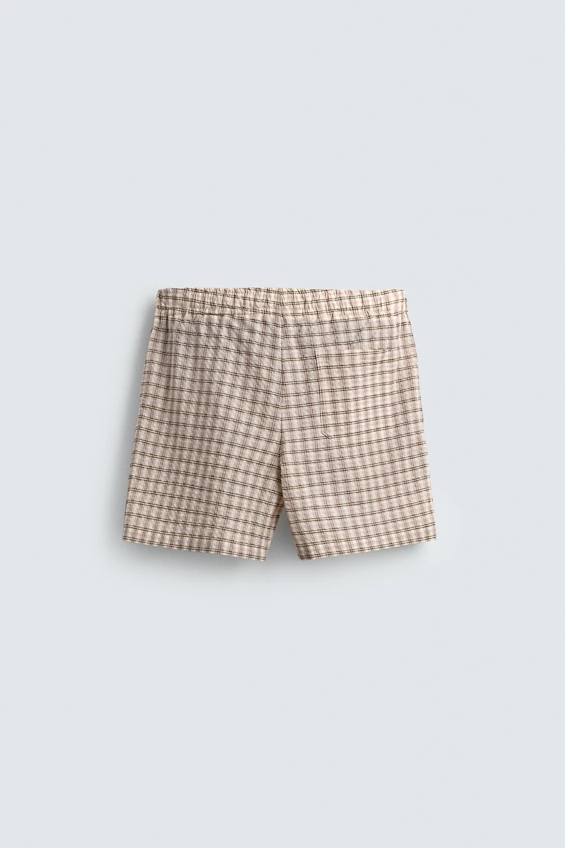 SHORT RELIEF À CARREAUX