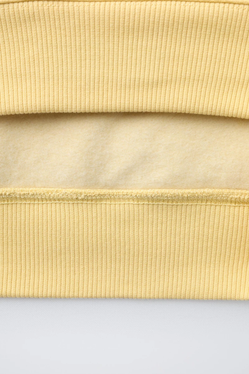 EMBOSSED SKATE HOODIE