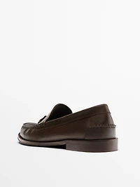 Soft oiled leather loafers with tassels