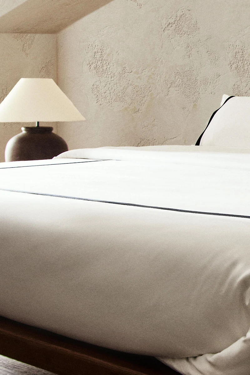 BORDERED SATEEN DUVET COVER