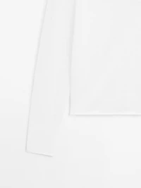 Pull en maille semi-transparente et lin mélangé