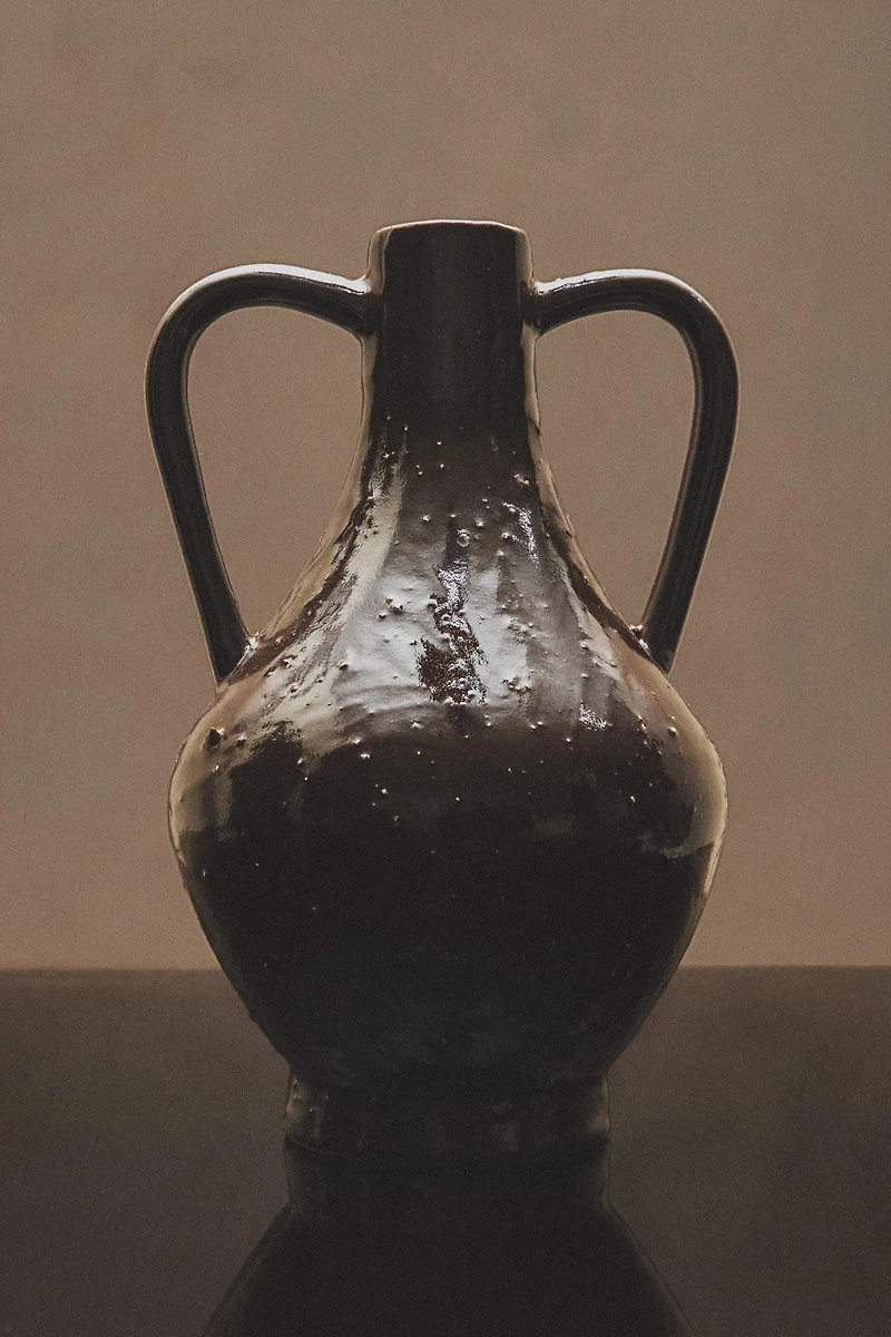 BROWN CERAMIC VASE