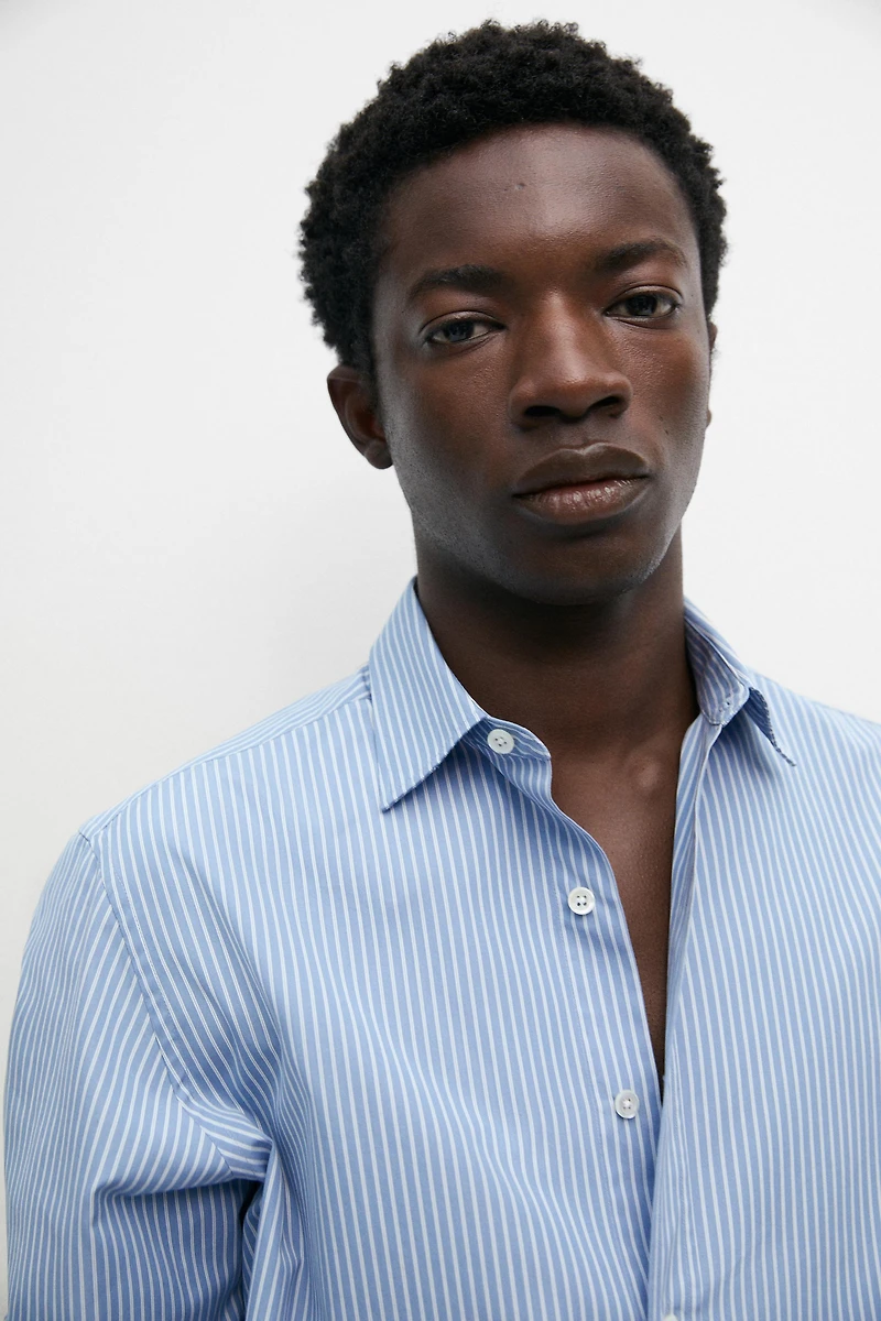 100% cotton poplin regular fit shirt