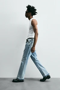 FLARE FIT JEANS