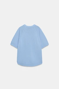 PULL EN MAILLE À BASE ARRONDIE ET MANCHES COURTES