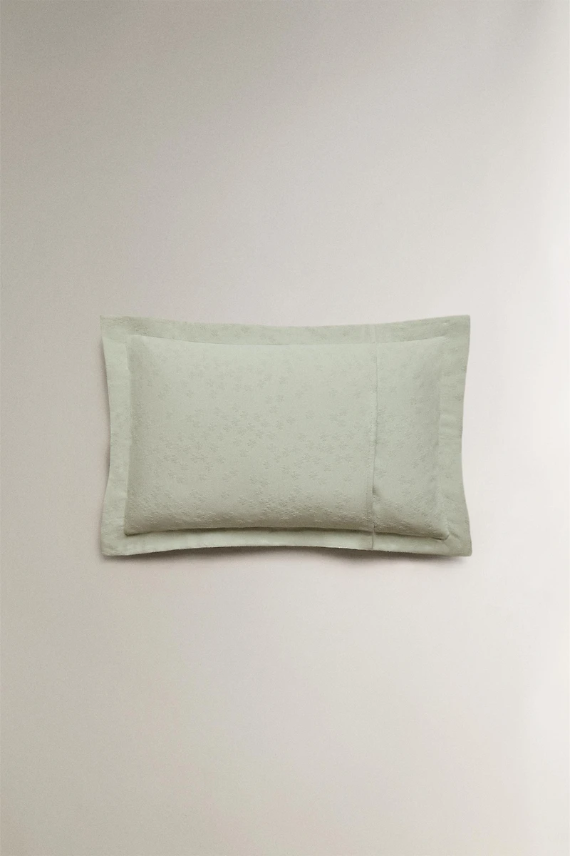 CLOVER THROW PILLOW COVER