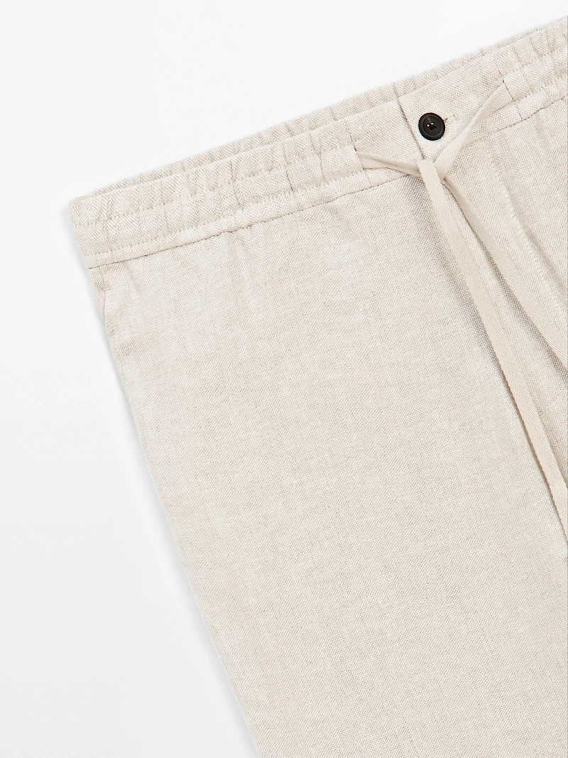 Total look linen trousers