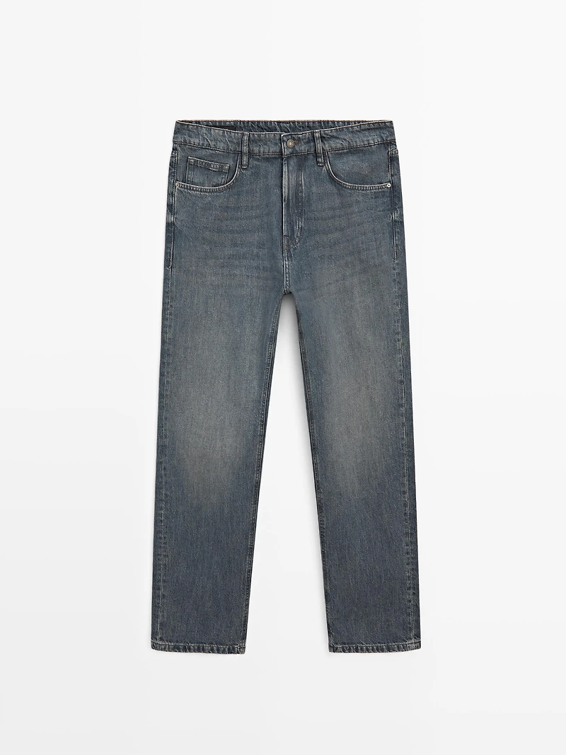 Tapered fit jeans