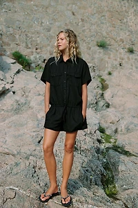 FLOWY SHORT POCKET JUMPSUIT