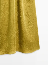 Robe midi satinée et froncée