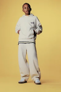 INTERLOCK SWEATSHIRT AND JOGGER SET