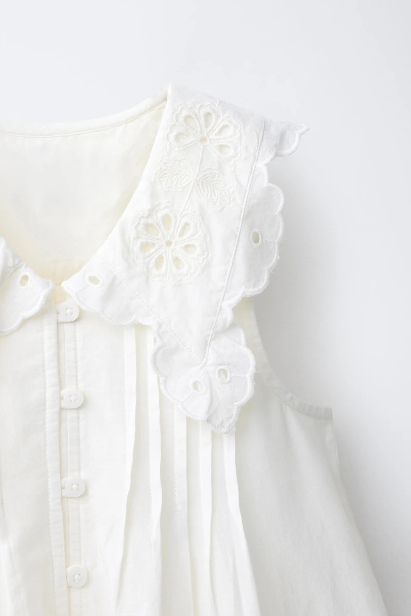 EMBROIDERED PETER PAN COLLAR ROMPER
