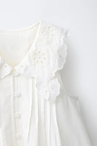 EMBROIDERED PETER PAN COLLAR ROMPER