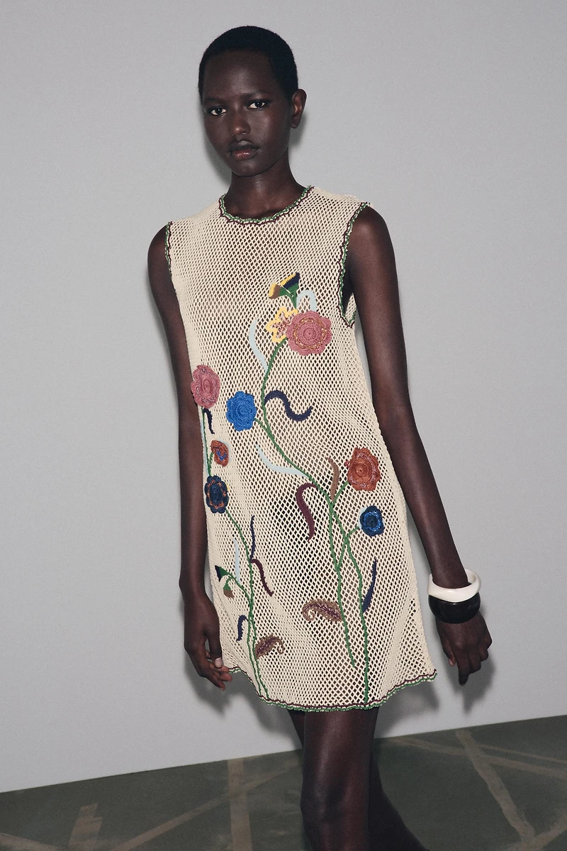 CROCHET DRESS WITH FLORAL EMBROIDERY ZW COLLECTION