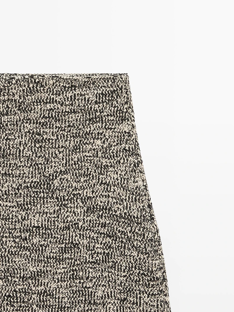Total look knit skirt with fringing