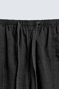 RELAXED FIT JOGGER JEANS
