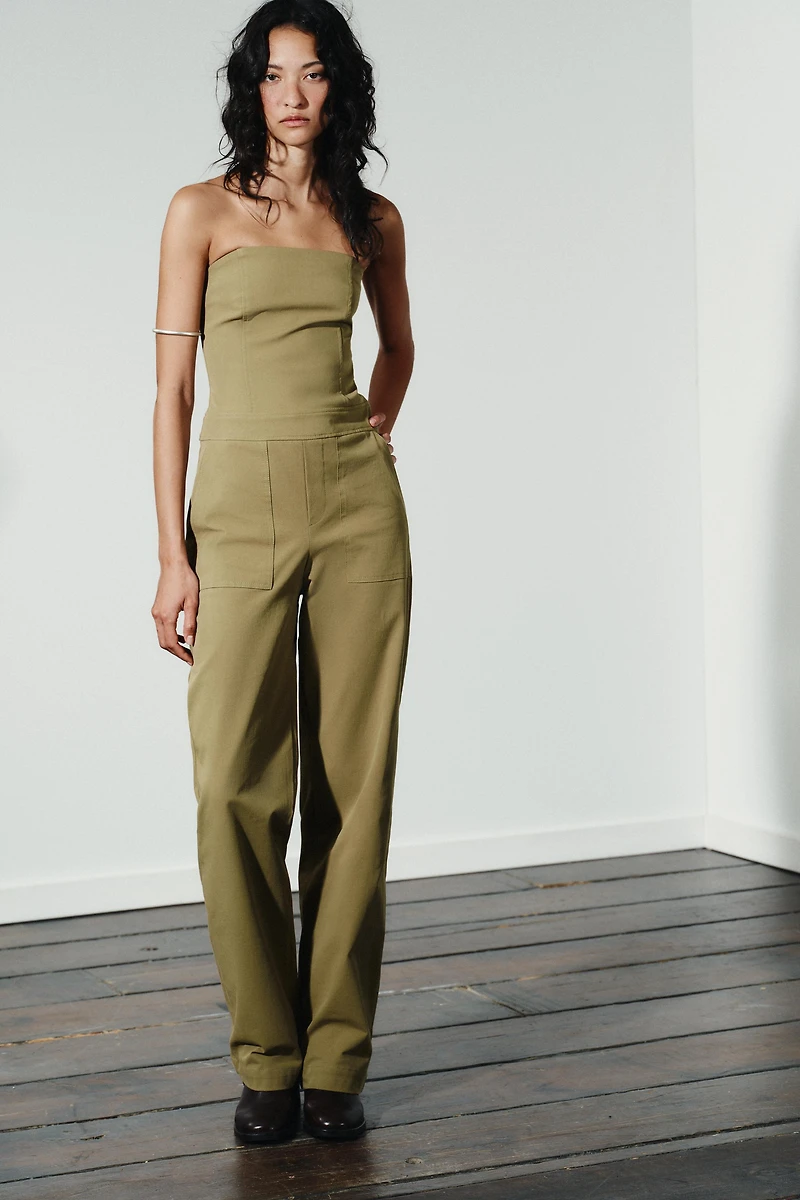 STRAPLESS FULL-LENGTH JUMPSUIT