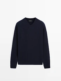 Pull col V en maille de laine mélangée