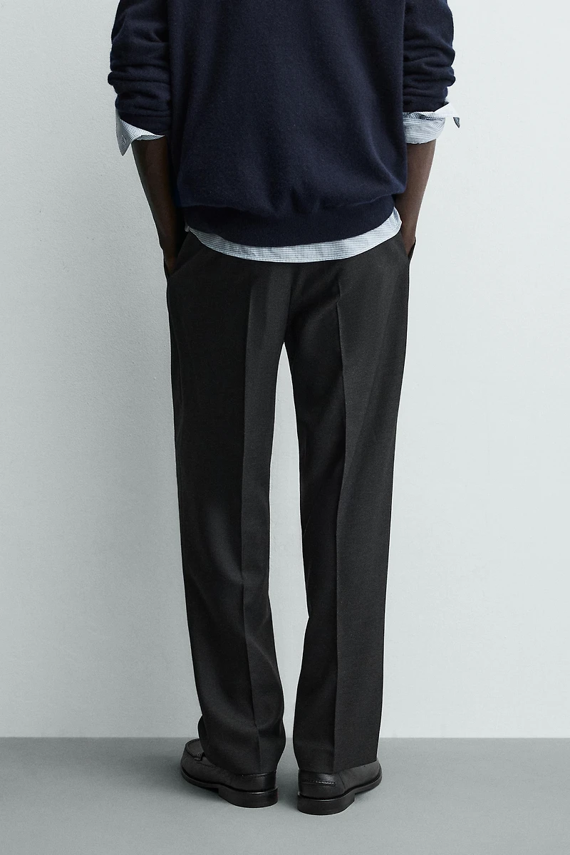 PLEATED REGULAR FIT PANTS