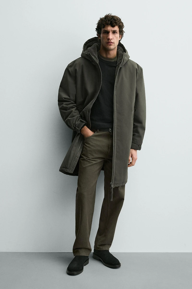 LEATHER CHELSEA BOOTS