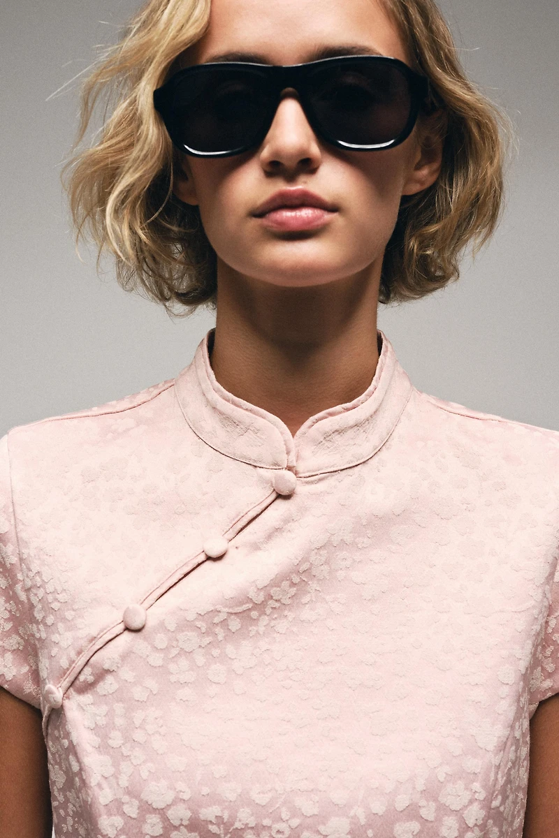 ROBE COURTE EN JACQUARD