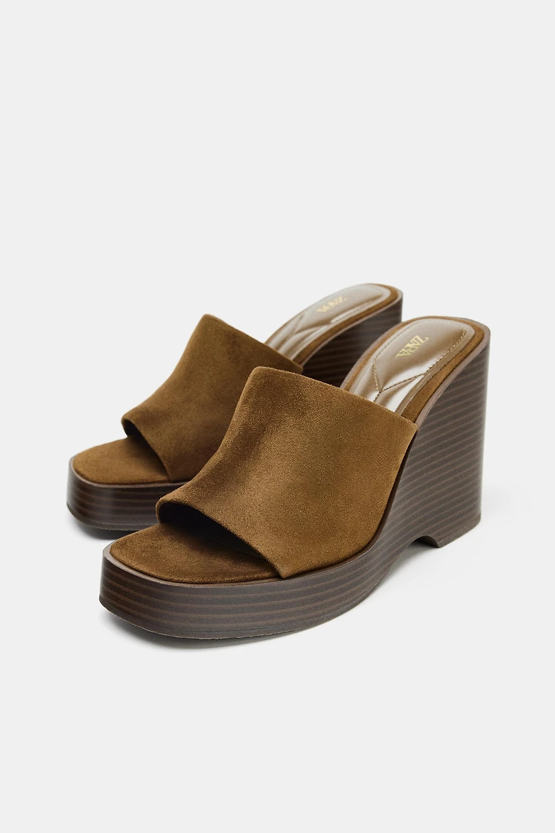 SUEDE PLATFORM WEDGE SANDALS