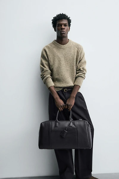 LEATHER TRAVEL BAG