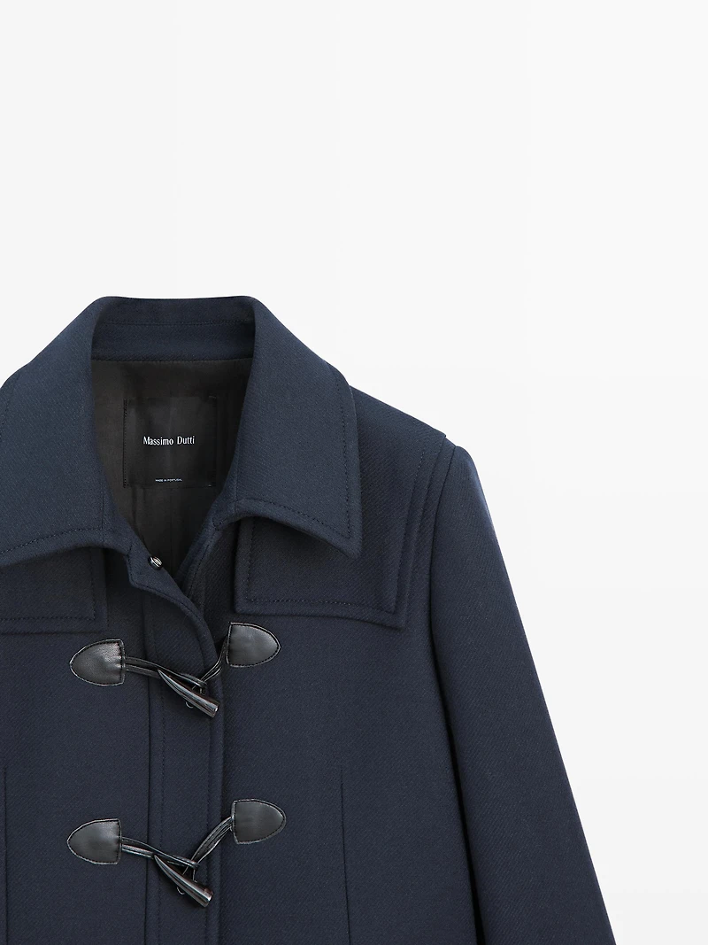 Long coat with toggles