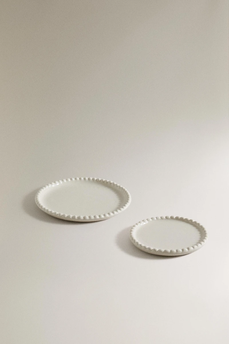 ROUND CERAMIC TRAY