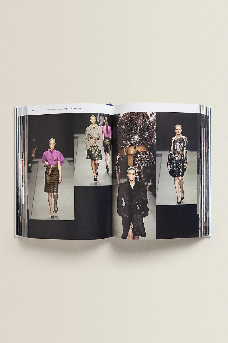LIVRE PRADA CATWALK