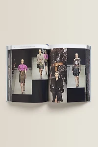 LIVRE PRADA CATWALK