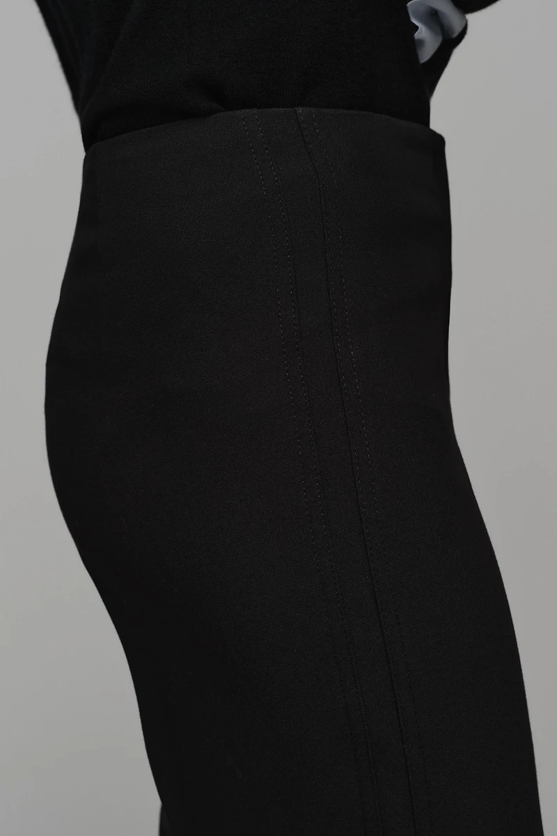 LOW-RISE FLARE PANTS