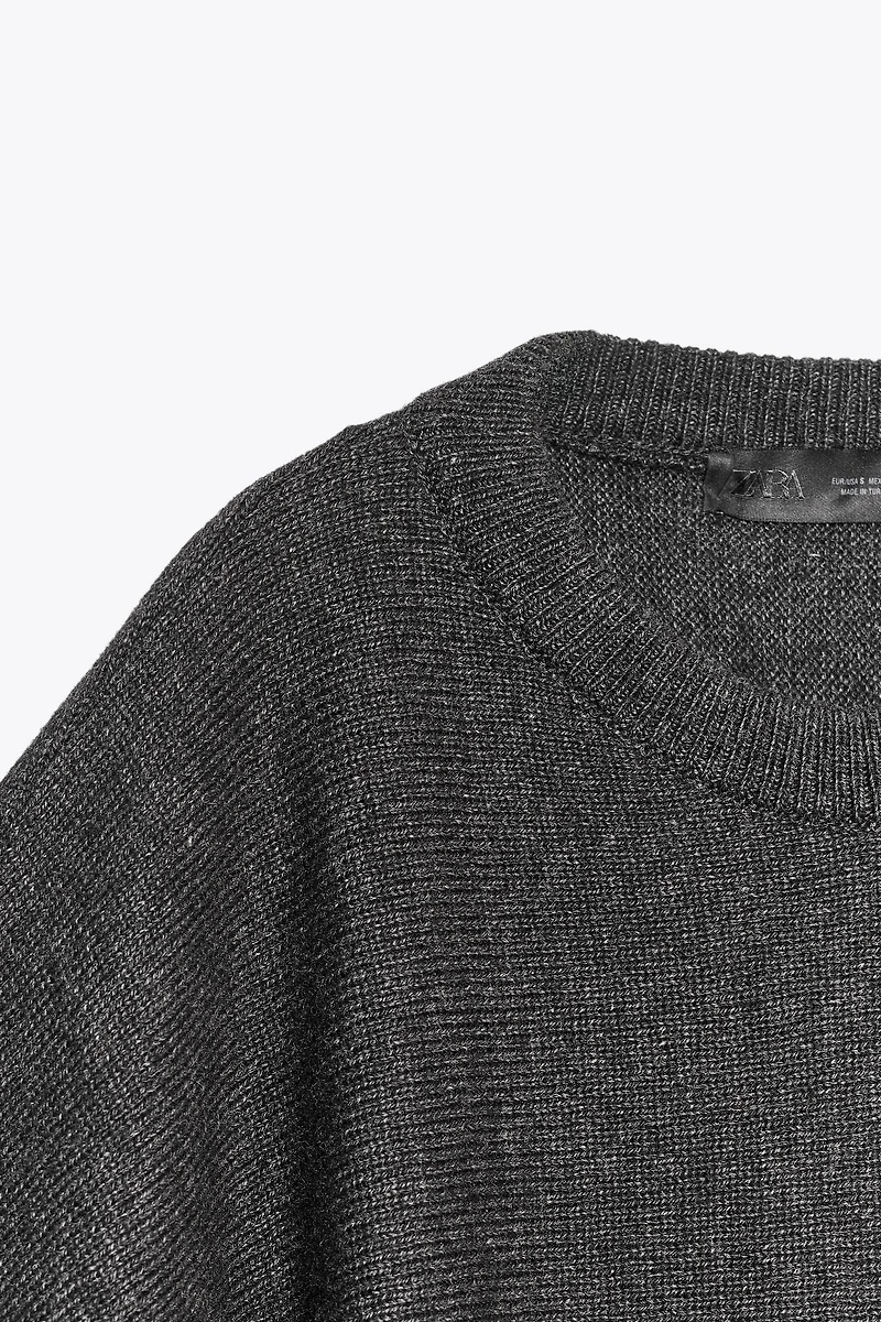 WIDE SLEEVE KNIT SWEATER