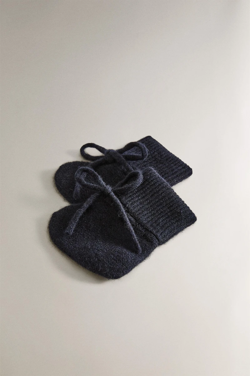 CASHMERE BABY BOOTIES