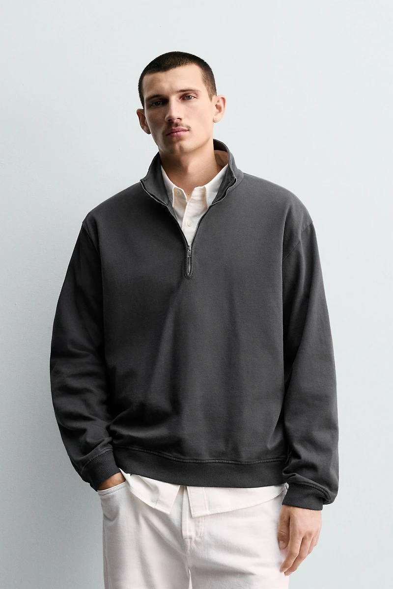 WASHED QUARTER-ZIP SWEATSHIRT