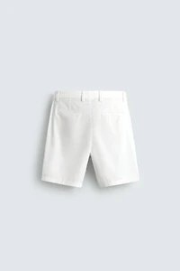 BERMUDA REGULAR FIT À PLIS