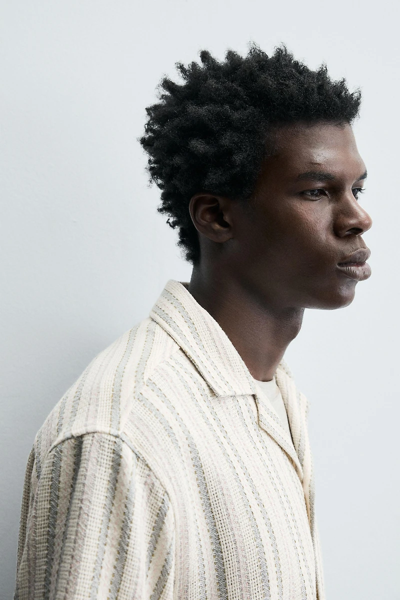 GEOMETRIC JACQUARD SHIRT