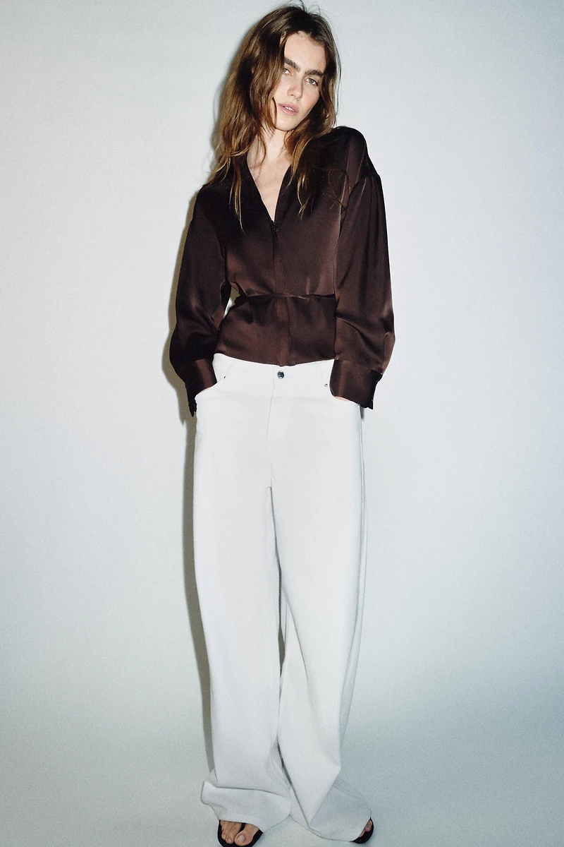 FINE BELT SATIN BLOUSE