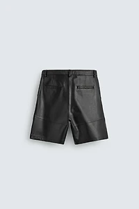 RELAXED FIT LEATHER PLEATED SHORTS