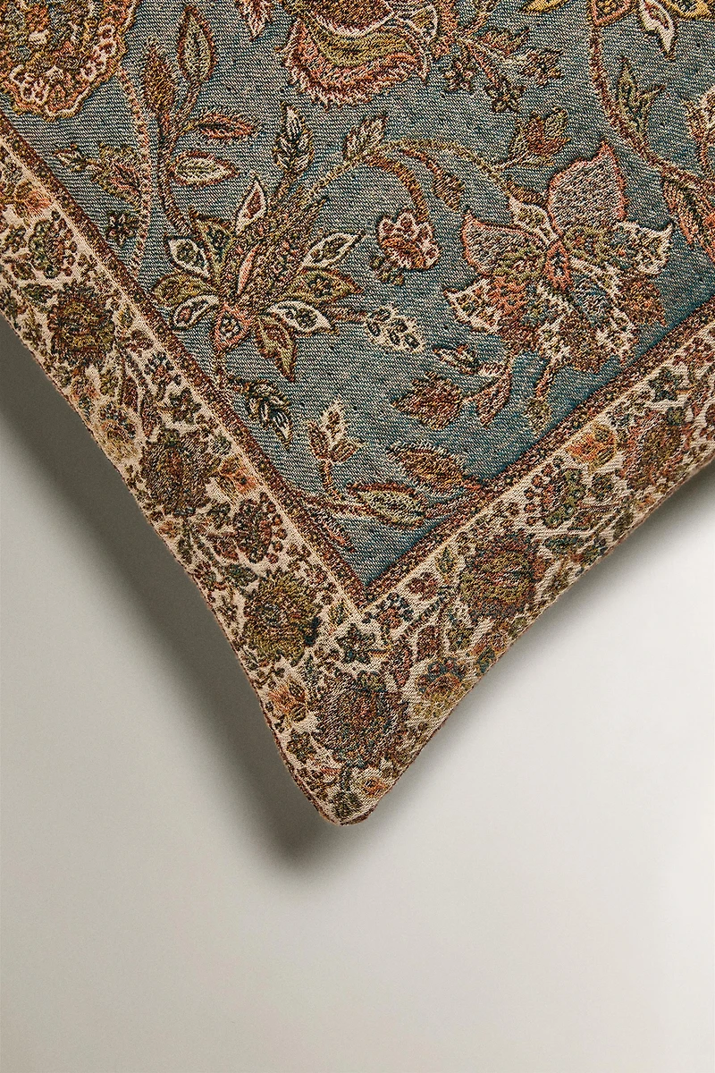 JACQUARD CUSHION COVER
