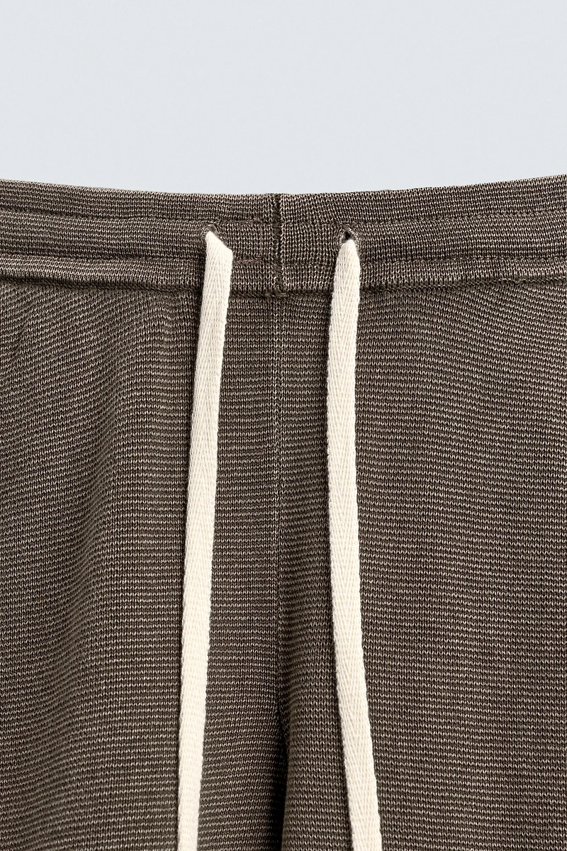 TEXTURED KNIT PANTS
