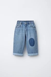 BAGGY JEANS WITH KNEE DETAIL
