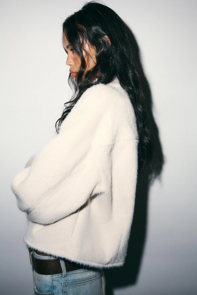 BLOUSON EFFET FOURRURE CROISÉ