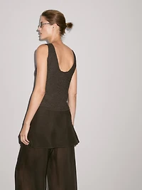 Cotton blend knit top with round neckline