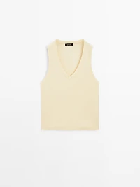 Ribbed V-neck T-shirt