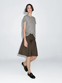 Short box pleat sash skirt