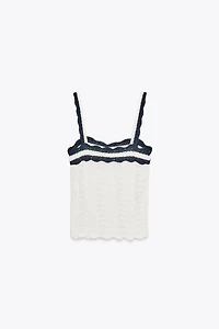 CONTRAST RUFFLED TOP